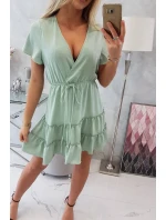 Šaty s obálkovým výstrihom tmavo mätovej farby