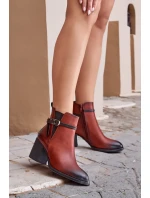 Dámske členkové topánky na podpätku s remienkom Brown Zinithia Dámske členkové topánky na podpätku s remienkom Brown Zinithia