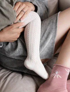 DIEVČENSKÉ PANČUCHOVÉ NOHAVICE VZOROVANÉ KOCKOVANÉ SMILE 071