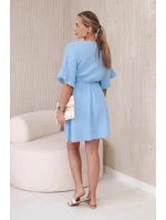 Mušelínové šaty s modrým pásom