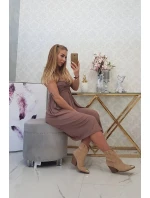 Šaty so širokými ramienkami cappuccino