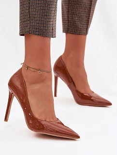 Lodičky s ihlovým podpätkom model 225411 Krok vo veľkom štýle