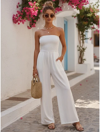 Dámsky letný overal so širokými nohavicami ecru FashionStreet EY2648 Dámsky letný overal so širokými nohavicami ecru FashionStreet EY2648