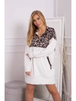 Velúrové šaty s maskovacím motívom ecru