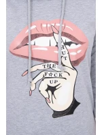 Šaty s dlhším chrbtom a farebnou potlačou šedej farby Šaty s dlhším chrbtom a farebnou potlačou šedej farby