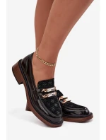 Skórzane Lakierowane Mokasyny Damskie Z Ozdobnym Detalem D&A MR52-173 Czarne Skórzane Lakierowane Mokasyny Damskie Z Ozdobnym Detalem D&A MR52-173 Czarne
