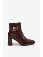 Dámské kotníkové boty na podpatku s páskem a zlatým detailem čokoládové Galinne