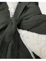 Dámska bunda so stojačikom a kožušinou J Style army (16M9165-136)