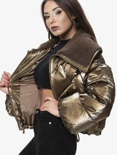 Dámska hnedá krátka bunda oversize so širokými rukávmi (J9-016)