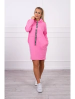 Šaty s kravatou vo svetlo ružovej farbe