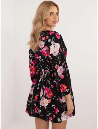 Šaty DHJ SK 19861 4.28 čierno-červené Šaty DHJ SK 19861 4.28 čierno-červené