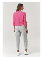 Sveter model 223253 Macadamia