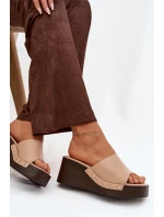 Dámské nazouváky na platformě se zlatými cvoky Béžové Arionne