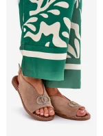 Sandały Damskie Z Ozdobą Na Płaskim Obcasie Eko Zamszowe Ciemnobeżowe Ralisses