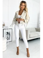 624-1 Krátka bunda so strapcami z mäkkej ekokože - béžová