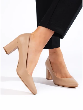 Zaujímavé dámske hnedé lodičky na širokom podpätku Zaujímavé dámske hnedé lodičky na širokom podpätku