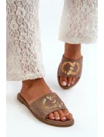 Papuče model 198615 Krok vo veľkom štýle Papuče model 198615 Krok vo veľkom štýle