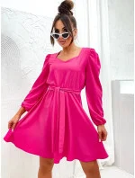 Elegantné šaty vo fuchsiovej farbe s rozšíreným spodným dielom (8249) Elegantné šaty vo fuchsiovej farbe s rozšíreným spodným dielom (8249)