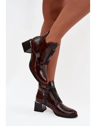 Skórzane Lakierowane Botki Na Klocku Z Ozdobnym Detalem Ocieplane Zazoo 60560 Ciemnobrązowe Skórzane Lakierowane Botki Na Klocku Z Ozdobnym Detalem Ocieplane Zazoo 60560 Ciemnobrązowe