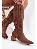 Dámské perforované kozačky na nízkém podpatku Vinceza 58637 světle hnědé