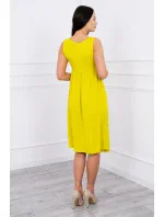 Šaty so širokými ramienkami