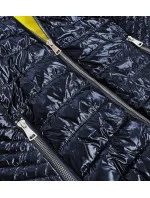 Tmavo modrá dámska bunda s kontrastnou podšívkou (B9546) Tmavo modrá dámska bunda s kontrastnou podšívkou (B9546)