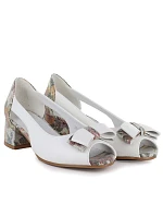 Blokové lodičky s otvorenou špičkou a mašľou biele Potocki 12812 Blokové lodičky s otvorenou špičkou a mašľou biele Potocki 12812