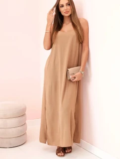 Dlhé šaty bez ramienok svetlej ťavej farby