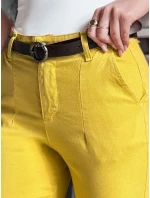 Dámske nohavice slim fit s opaskom TAIRONIK horčicová FashionStreet UY2539