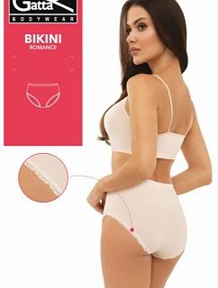 Romantika v bikinách