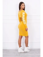 Otrhané šaty horčicovej farby