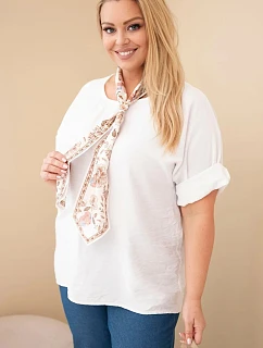 Plus veľkosť dámske viskózové blúzka s krátkymi rukávmi a dekoratívne šatkou biela