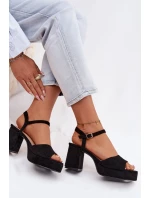 Dámské sandály na podpatku z eko semiše Černé Iserelle