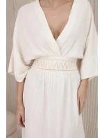 Mušelínové šaty s výšivkou v páse svetlo béžovej farby