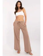 Tepláky model 210621 Relevantnosť