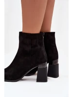Botki Damskie Z Naturalnego Zamszu Na Słupku Ocieplane D&A CR52-718 Czarne
