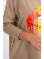 Oversize blúzka s potlačou dúhových pier camel Oversize blúzka s potlačou dúhových pier camel