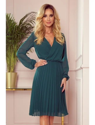 ISABELLE - Plisované dámske šaty v fľaškovo zelenej farbe s dekoltom a dlhými rukávmi 313-1