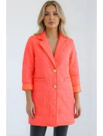 Dámske Plus veľkosť prešívaná bunda s ozdobnými gombíkmi a golierom Neon Pink
