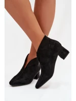 Topánky na podpätku model 223591 Krok vo veľkom štýle Topánky na podpätku model 223591 Krok vo veľkom štýle