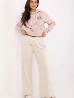 Tepláky model 218245 Relevantnosť