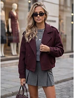 Krátky dámsky dvojradový kabát v bordovej farbe FashionStreet TY6024 Krátky dámsky dvojradový kabát v bordovej farbe FashionStreet TY6024