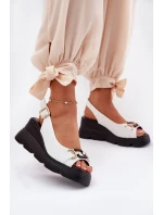 Skórzane Sandały Damskie Na Koturnie I Platformie Z Ozdobą Artiker 56C1588 Białe