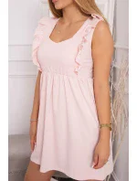 Šaty s volánikmi na bokoch púdrovo ružové Šaty s volánikmi na bokoch púdrovo ružové