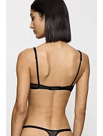 Model Push-up 230078 od značky Triumph Model Push-up 230078 od značky Triumph