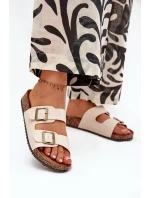 Papuče model 216123 Krok vo veľkom štýle