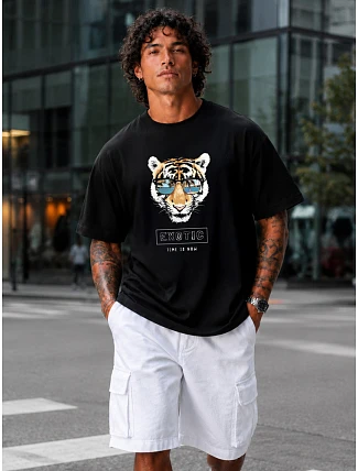 Pánske tričko s nadrozmernou tigrovanou potlačou čierne FashionStreet NX1011R Pánske tričko s nadrozmernou tigrovanou potlačou čierne FashionStreet NX1011R