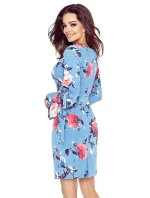 427-1 Šaty s rozšírenými viazanými rukávmi - červené veľké ruže na tmavom denime