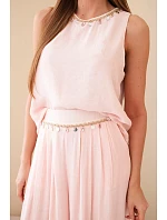 Dámsky viskózový set s tielkom bez rukávov a širokými nohavicami s ozdobným lemom púdrovo ružovej farby