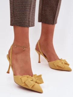 Sandále na podpätku model 224471 Vykročte štýlovo